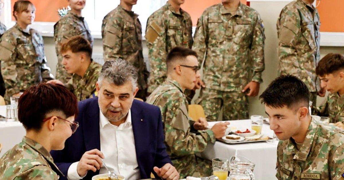 Ciolacu l-a ironizat pe Ciucă, cu aproape 3 luni înaintea alegerilor prezidențiale. Foto: Facebook Marcel Ciolacu