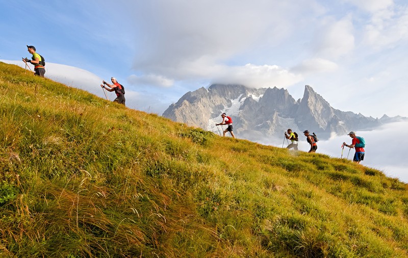 Am stat cu ochii pe Ultra Trail du Mont Blanc. Așa arată Golgota. Galerie foto spectaculoasă