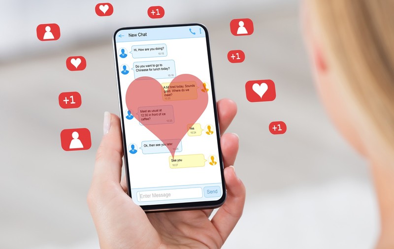 Un japonez s-a însurat cu un chatbot. Cum și-a cunoscut „sufletul-pereche”: „Abia aștept să petrecem timpul împreună astăzi”