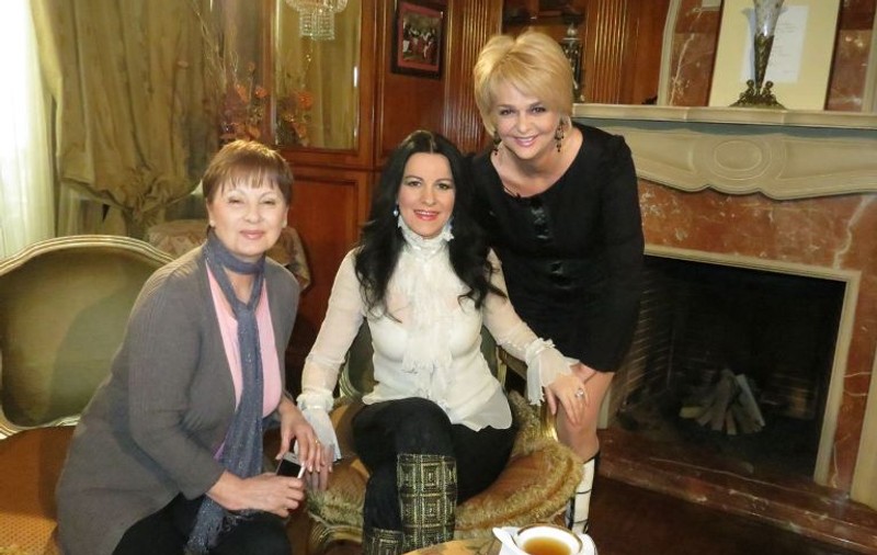 Angela Gheorghiu, invitata Iulianei Marciuc de 1 martie la ”Confesiuni”!