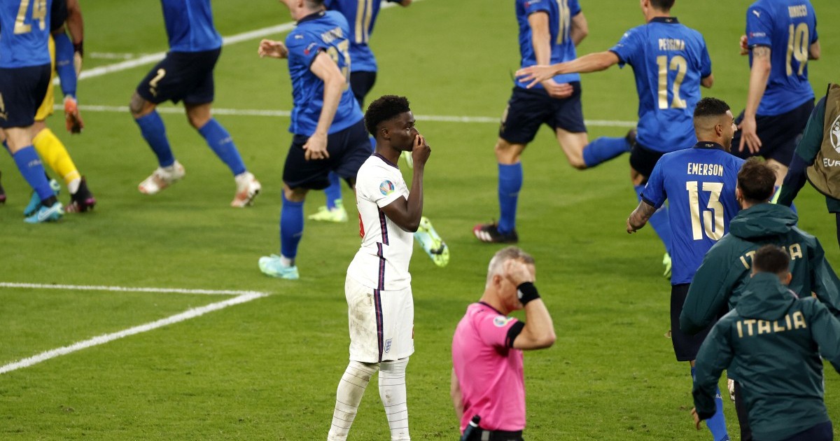 Bukayo Saka după ce a ratat ultima lovitură de departajare în finala Euro 2020, Italia - Anglia. Foto: EPA