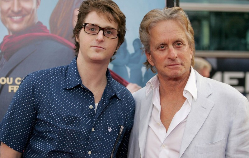 Fiul lui Michael Douglas riscă 10 ani de închisoare 