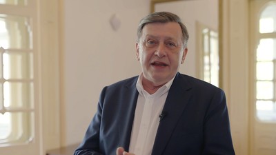 crin-antonescu-55-intrebari-libertatea (1)