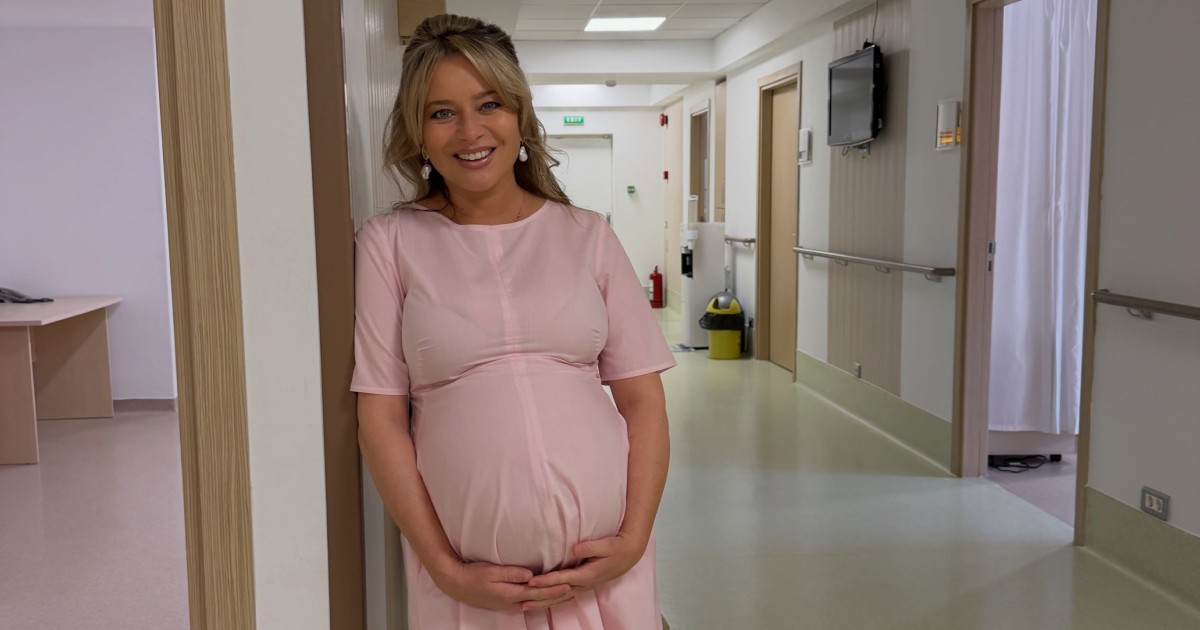 Laura Cosoi se pregătește să nască