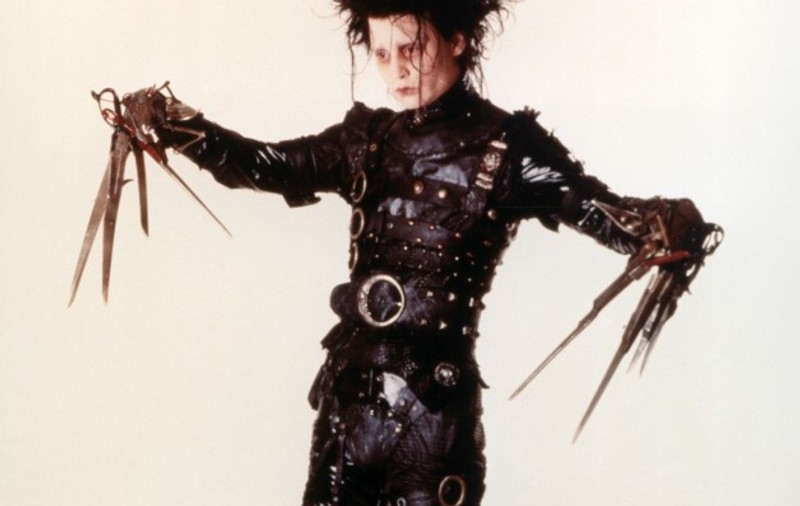 Copiii lui Johnny Depp, îndrăgostiţi de mâinile foarfecă