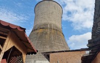 Fosta termocentrală pe cărbune din Doiceşti a funcţionat din 1953 până în 2009. După închidere, a trecut prin toate etapele destrămării, începând cu vânzarea la un preţul modic şi terminând cu demolarea unor părţi din construcţie.