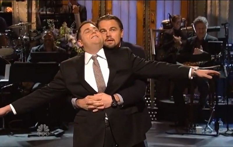 Gluma începutului de an! Leonardo DiCaprio şi Jonah Hill au recreat celebra scenă din "TITANIC" | VIDEO