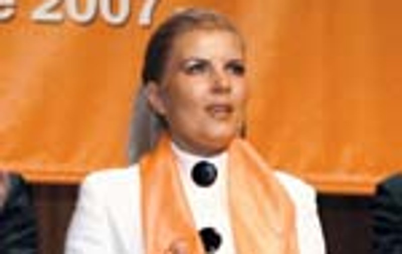 Udrea, haine de 2.000 euro