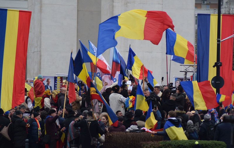 Lumea atomică, suveraniștii și România