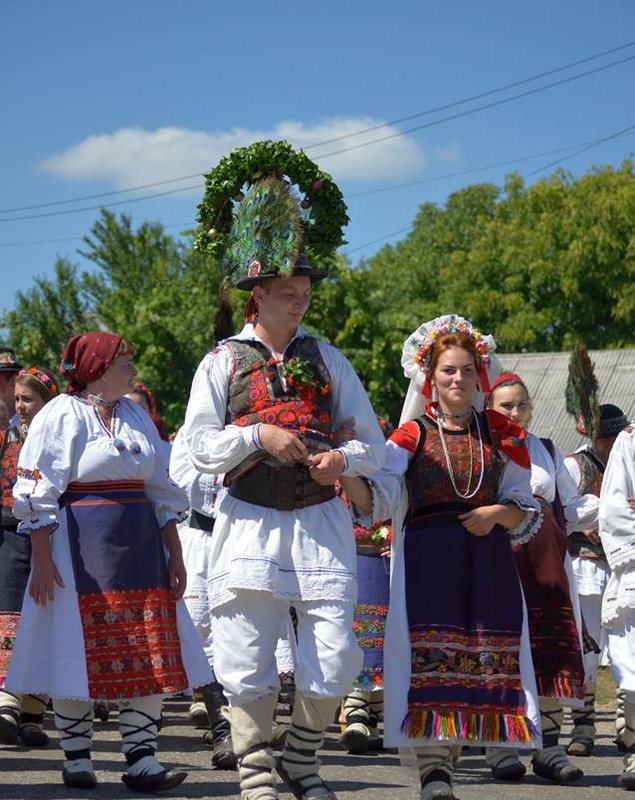 Irlandezul care iubește nunta tradițională din Maramureș. Peter Hurley încurajează datinile străbune printr-un proiect cultural