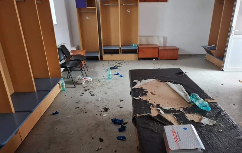 Fotbaliștii de la Steaua au distrus vestiarul, după ce au luat bătaie la Timișoara