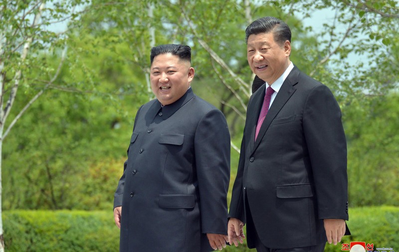 Xi Jinping i-a trimis lui Kim Jong-un o scrisoare în care îi cere să coopereze pentru „accelerarea păcii” în lume