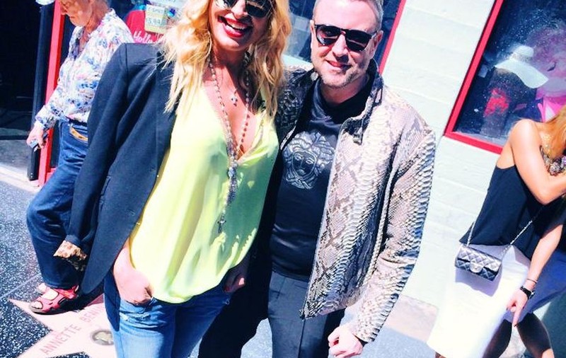 Ce se mai distrează BOTE şi VICA în AMERICA! BĂUTURĂ FINĂ şi SHOPPING de LUX! | FOTO