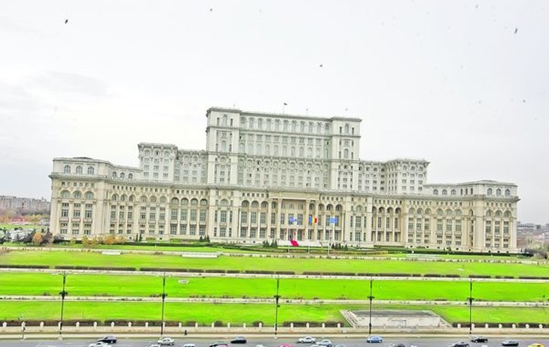 Palatul Parlamentului valorează... zero lei