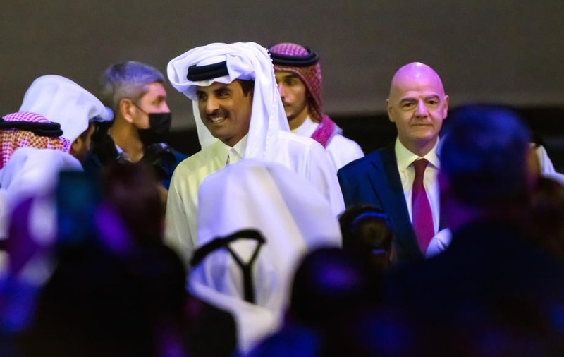 Emirul Qatarului este interesat să cumpere clubul Manchester United. UEFA este nevoită să schimbe regulamentul