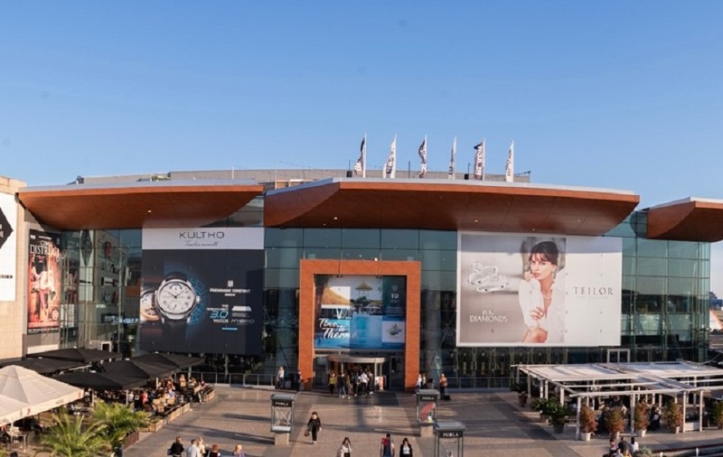 Testele de laborator infirmă acuzațiile: apa din Băneasa Shopping City respectă standardele de siguranță