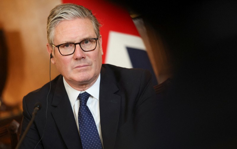 Premierul britanic Keir Starmer și-a anunțat demisia din funcție. Cine l-ar putea înlocui la șefia Guvernului