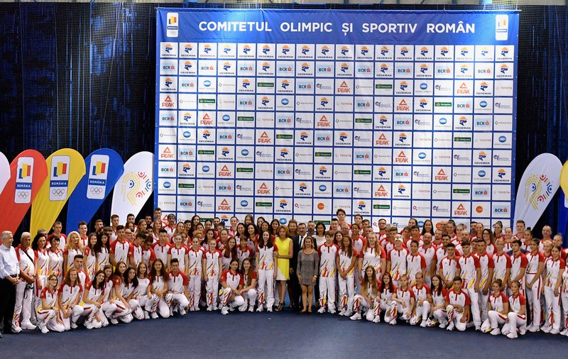 103 tineri sportivi români caută gloria olimpică la FOTE. În naționala de volei există două jucătoare cu părinți care au scris istorie în canotaj și în baschet