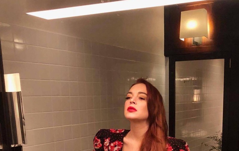 Lindsay Lohan, incendiară la început de an. Cu tocuri, dar goală pușcă