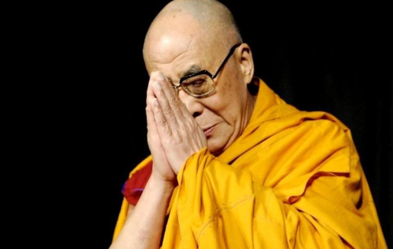 Dalai Lama s-a vaccinat anti-COVID: "Mai mulţi oameni ar trebui să aibă curaj să facă această injecţie"