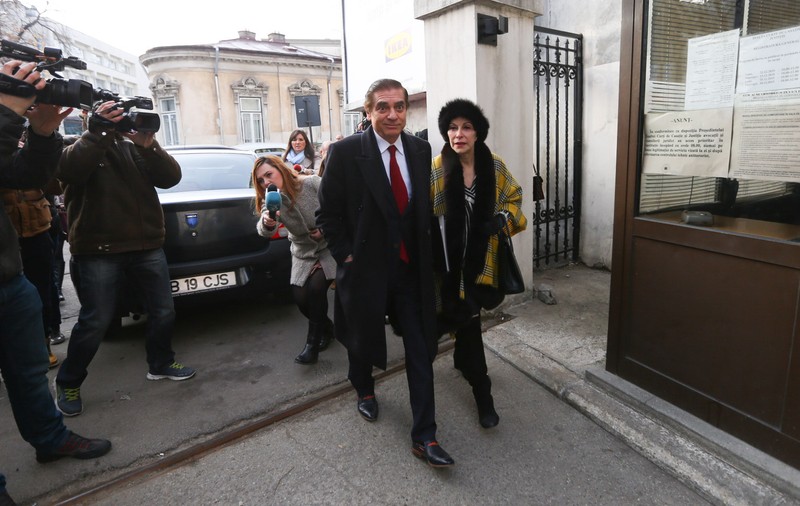 Dimineață grea pentru cercetații celebri! Defilare VIP la Înalta Curte