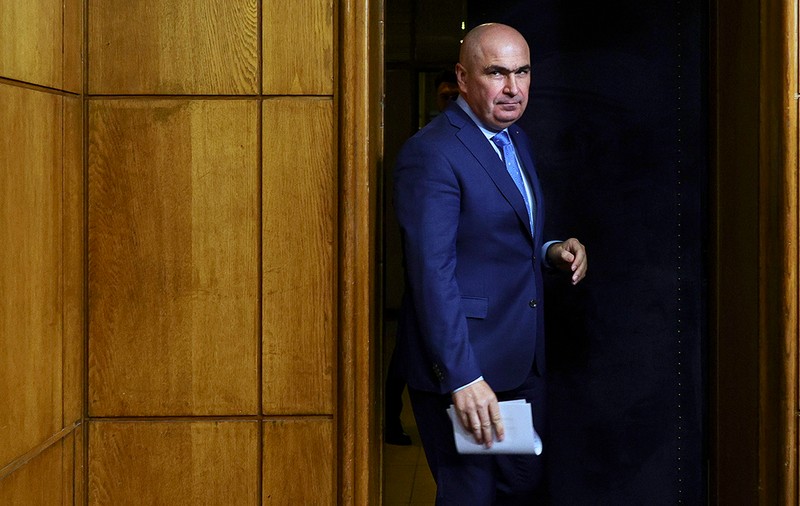 Ilie Bolojan spune că vrea să scadă comisioanele firmelor care administrează Pilonul II de pensii, „ca mai mulţi bani să rămână în conturile românilor”