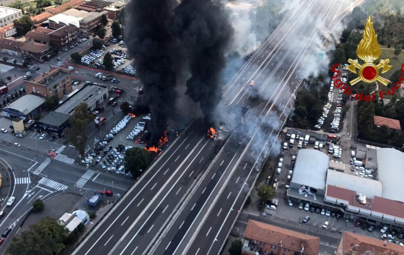Românul rănit în explozia din Bologna povestește prin ce a trecut: ”Aveam flăcările la un metru în spate”