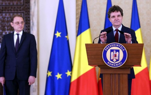 Luca Niculescu, propunerea de premier a lui Nicușor Dan, este secretar de stat în MAE și coordonatorul aderării României la OCDE. Foto: Inquam Photos / George Călin