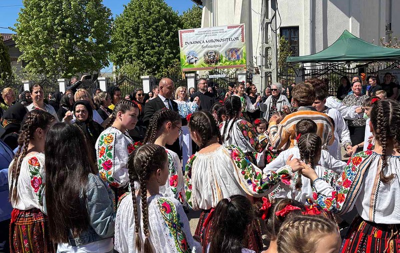 Boboșarca, Duminica Mironosițelor, în satul bulgarilor din Băleni Sârbi: „Doamne Dumnezeule! Ne bucurăm de El în salata, în varza și Învierea pe care ni le dă!”