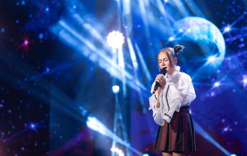 Daria Crețu, fetița din Buzău care a ridicat sala în picioare cu interpretarea ei, la „Românii au talent”, sezonul 14