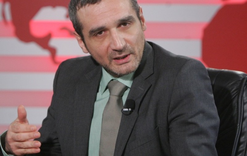 Wikileaks | Consilierul prezidențial Lăzăroiu: ”Familia lui Teo Peter a primit despăgubire o sumă cu mai multe zerouri”