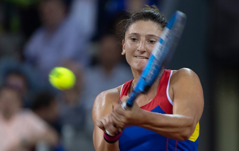 Irina Begu - Pauline Parmentier, în semifinalele turneului de la Istanbul 2018. Irina a pierdut în două seturi