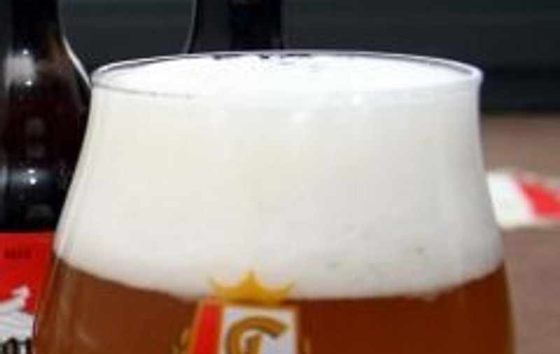 Bere oferită gratuit, în biserică
