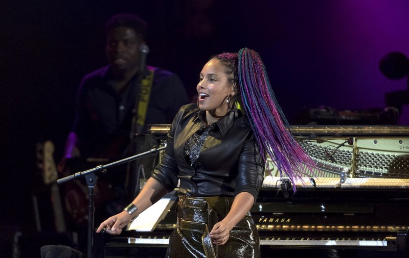 Alicia Keys va prezenta Premiile Grammy 2019
