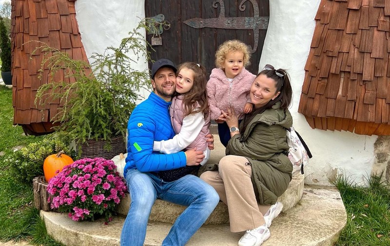 Adrian Nartea și soția lui au fost la un pas de divorț. Cum au gestionat cei doi situația. „Cine crede că o căsnicie este precum cele din filmele de la Hollywood este un visător”