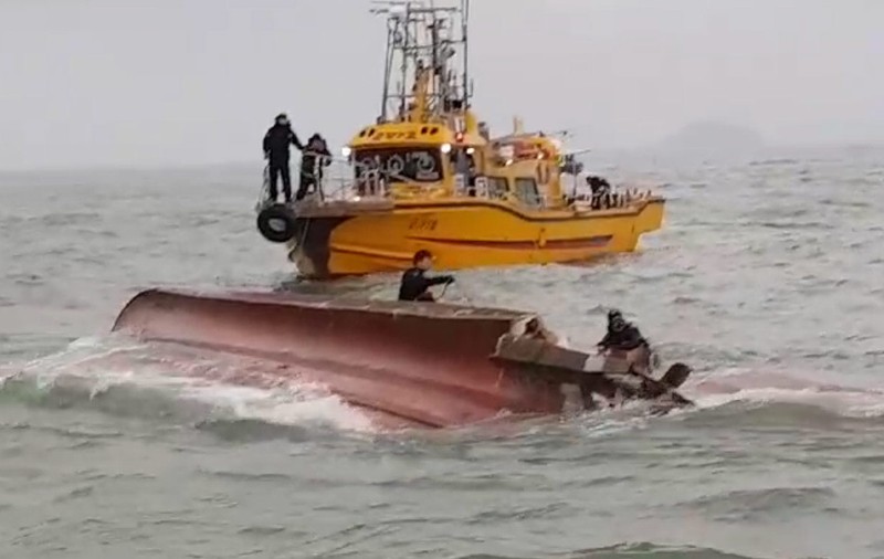 Accident naval în Coreea de Sud, soldat cu 13 morți