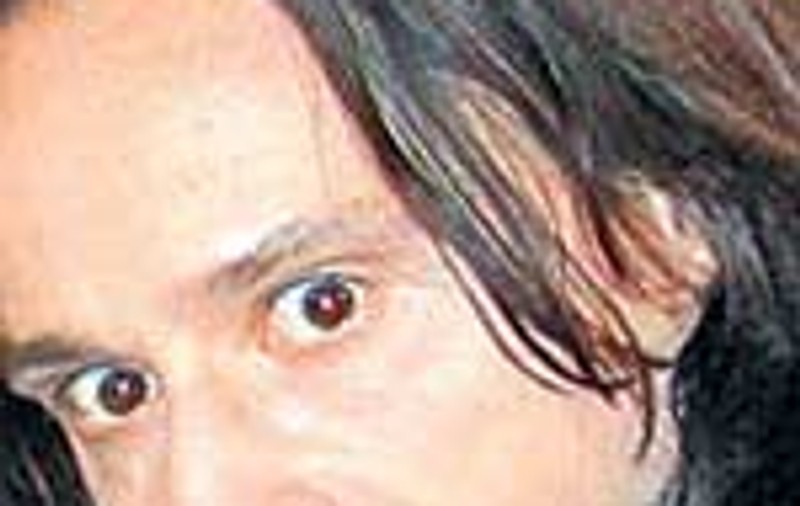 In serialul 'La bloc', Claudiu Bleont regizeaza scene erotice