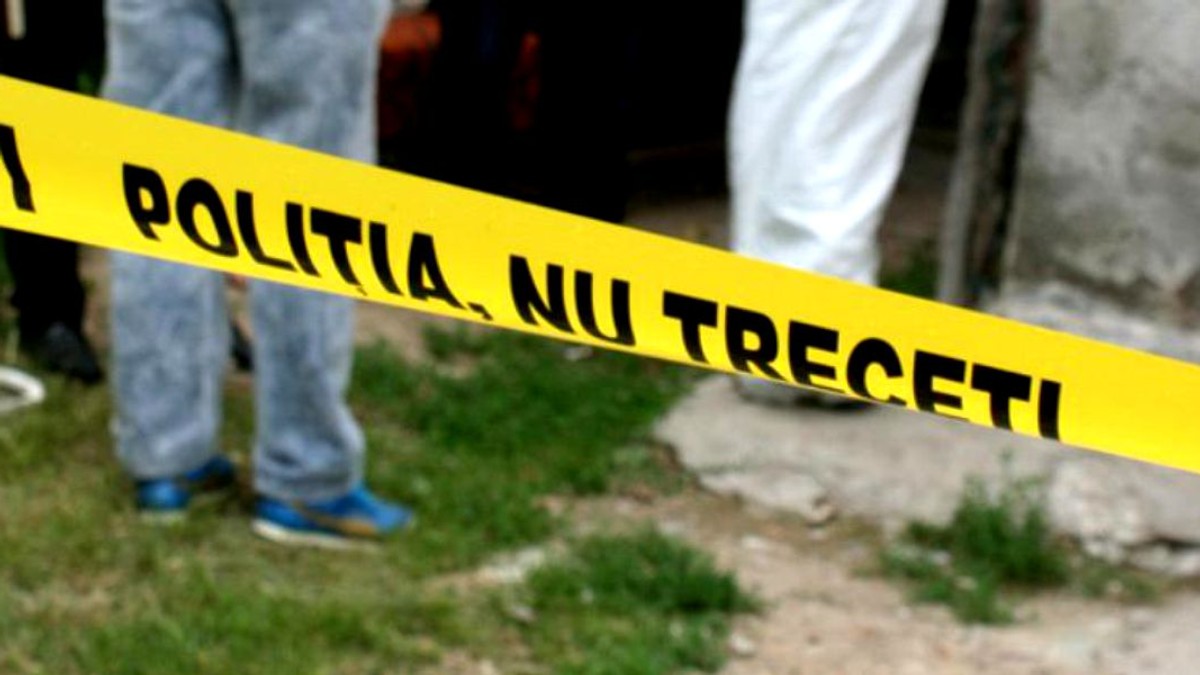 Bărbatul înjunghiat într-o piaţă din Ploieşti, victima unei crize de gelozie