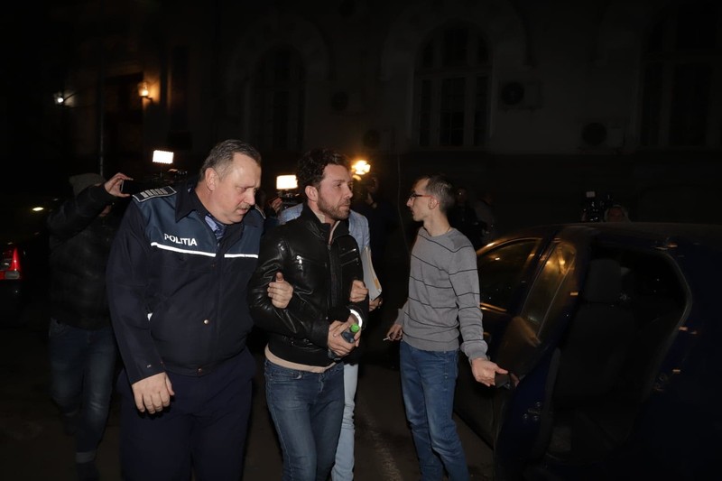 Fotografia a fost realizată la puțin timp după miezul nopții