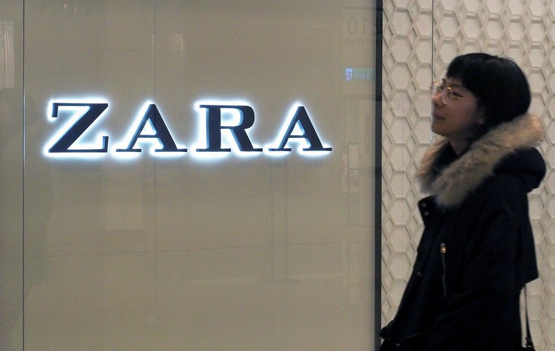 Zara, H&M și Gap renunță la mohair, după ce PETA a publicat un material care arată cum sunt chinuite caprele