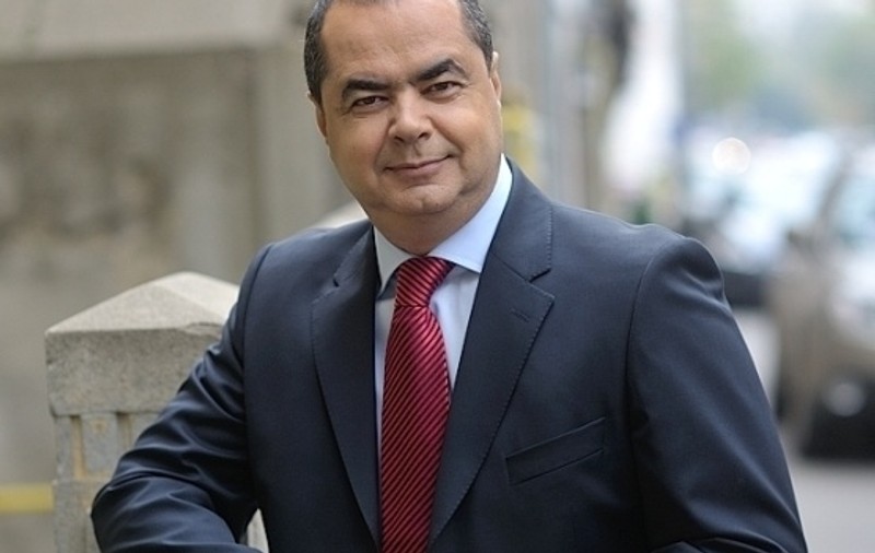 Mihai Stănişoară, primit cu aplauze în PNL