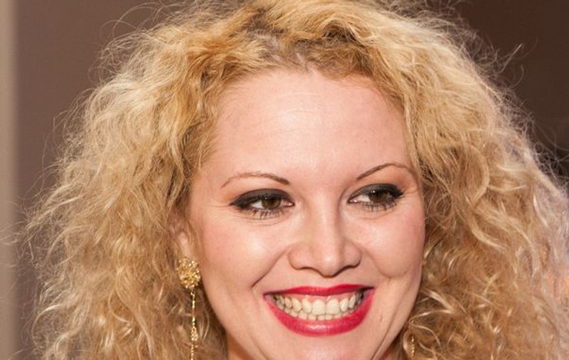 Oana Lis, VARIANTA Adriana Bahmuţeanu. FIECARE CU TIGAIA EI MAGICĂ | FOTO ÎN ARTICOL