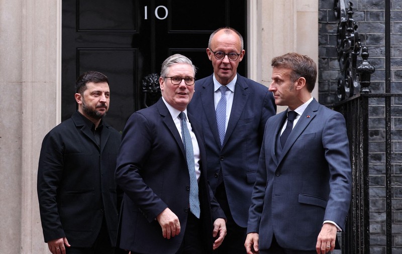 Macron, Starmer și Merz au discutat cu Donald Trump despre Ucraina, iar Zelenski a anunțat că se apropie de finalizarea unui plan de pace în 20 de puncte