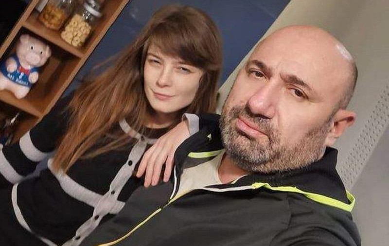 Cum a început relația lui Cătălin Scărlătescu cu Doina Teodoru. Ea e cu 17 ani mai mică decât el: „Totul a plecat de la o poză”