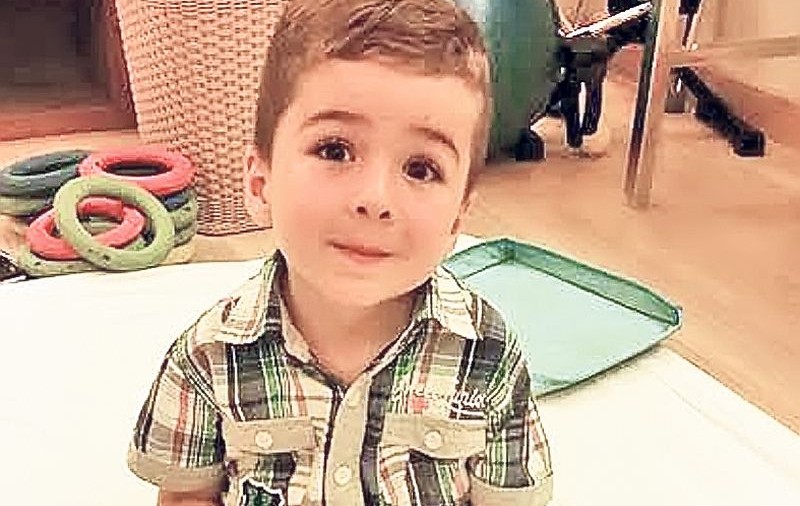 Nicolas a fost operat în Thailanda! Băiatul cu atrofie musculară face acum terapii de recuperare