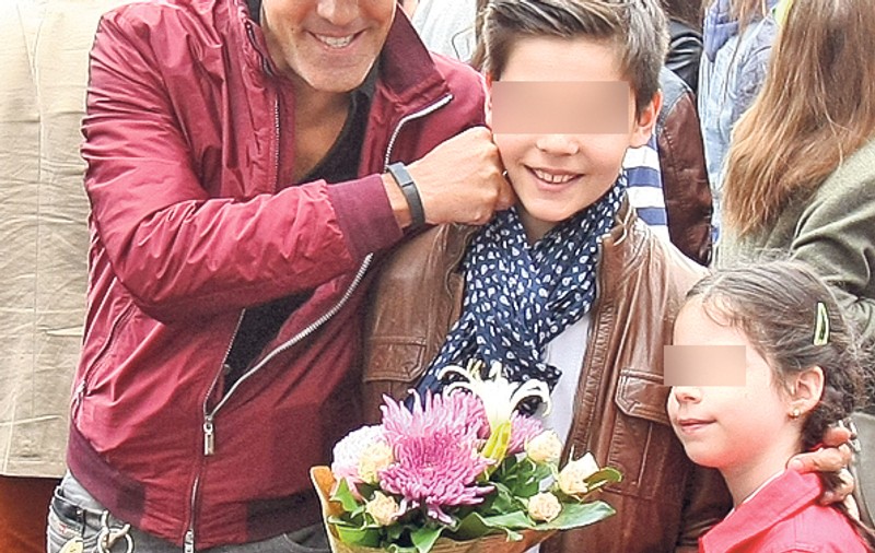 Ştefan Bănică jr a fost prezent la serbarea fiului său: «Bravo, băiatu’ tatii!»