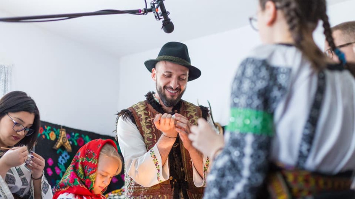 Ștefan Mandachi vrea să realizeze un documentar despre oamenii morți pe drumurile din România
