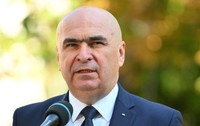  Ilie Bolojan conduce Guvernul din iunie 2025 și Partidul Național Liberal din iulie 2025, în calitate de președinte cu puteri depline. Foto: Hepta