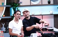 Puya alaturi de sotia lui la Chefi la cuțite