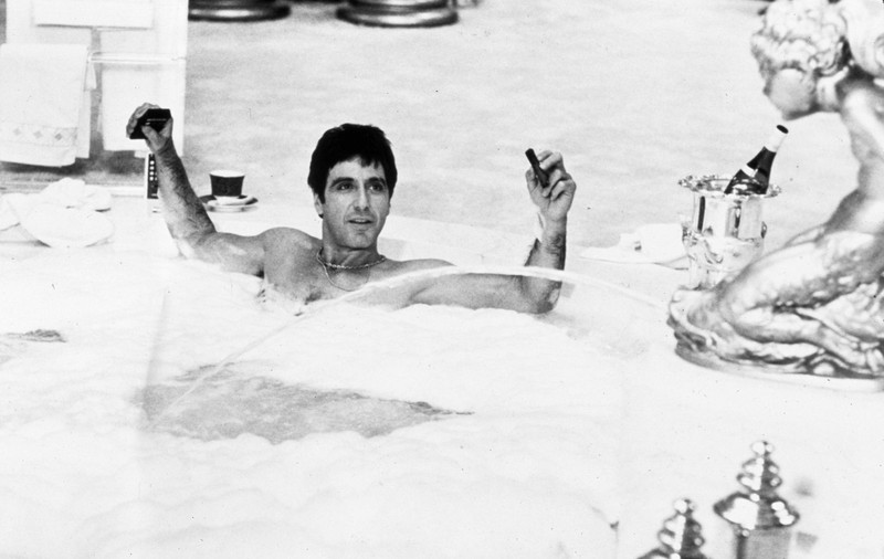 Vila în care a fost filmat lungmetrajul "Scarface" a fost scoasă la vânzare. Vezi ce sumă fabuloasă e cerută pe ea!